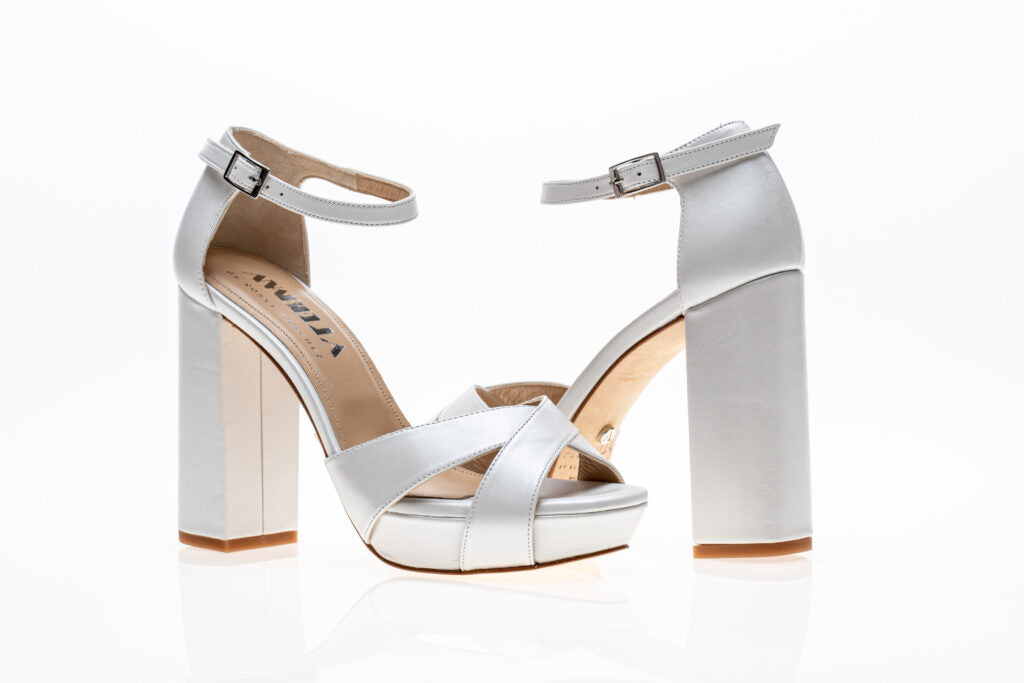 Amazon.com | Emily Bridal 521-52B Women's Wedding Shoes Peep Toe 3.94  Inches Stiletto Heel Satin Pumps with Ruffles Imitation Pearl Rhinestone Bridal  Shoes (EU35/5 B(M) US, Ivory) | Pumps